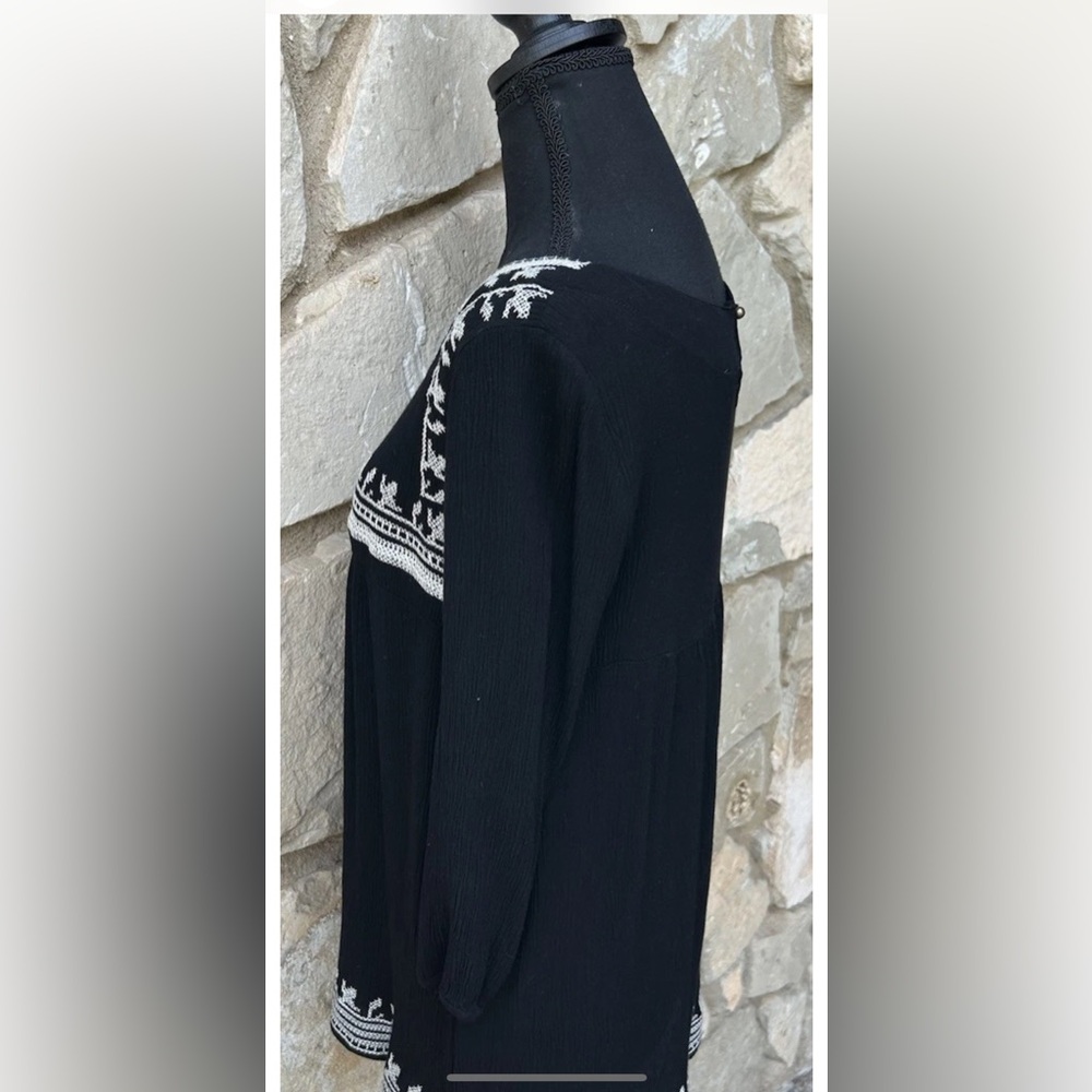 JODIFL Embroidered Tunic Top Size Small Black Cream Gauze Boho 3/4 Sleeve EC - Picture 7 of 9